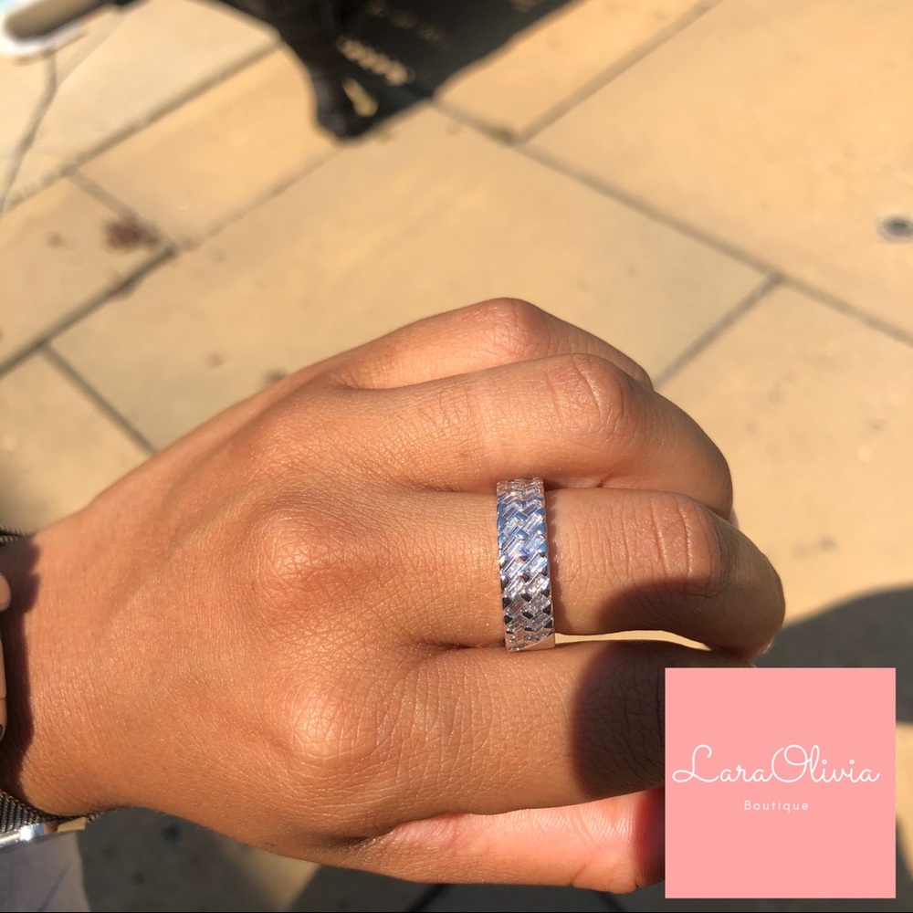 “Ella” Ring 💫